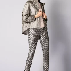 Lichte Jas - Bronzefarben -Aanbiedingen Mode Toon Winkel 053ceceb696a4827a3dae3998fdc8191 scaled