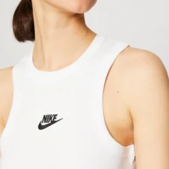 Nike Sportswear Tank - Top - White 11 Nike Sportswear Tank - Top - White -Aanbiedingen Mode Toon Winkel 34dd944058ad474884fc3bedc65556f7 scaled