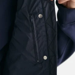 Gant Light - Bodywarmer - Evening Blue 10 Gant Light - Bodywarmer - Evening Blue -Aanbiedingen Mode Toon Winkel 60e8ecd527f84799a06605662eb2e6db scaled