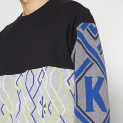 KOCHÉ Unisex - Sweater - Blue 11 KOCHÉ Unisex - Sweater - Blue -Aanbiedingen Mode Toon Winkel 6d389ac8bd034699afcefcf9425ee788 scaled