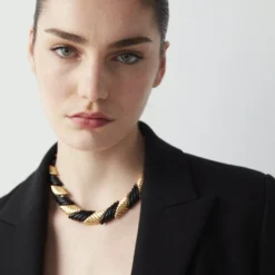 Ipekyol Slim Cut Double-Breasted Collar With Fleto Pockets - Blazer - Black 9 Ipekyol Slim Cut Double-Breasted Collar With Fleto Pockets - Blazer - Black -Aanbiedingen Mode Toon Winkel 817e3d042bbc45aaa869d6f48dc648dc scaled