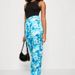 Noisy May Nmtalia Pants - Broek - Azure Blue 9 Noisy May Nmtalia Pants - Broek - Azure Blue -Aanbiedingen Mode Toon Winkel 982f3e55824c46888c587a5fc12180b6 scaled