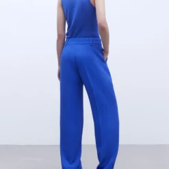 ADOLFO DOMINGUEZ Dart Monochromatic - Broek - Blue 8 ADOLFO DOMINGUEZ Dart Monochromatic - Broek - Blue -Aanbiedingen Mode Toon Winkel 985f3970f2654292add02fe8b9f745ae scaled