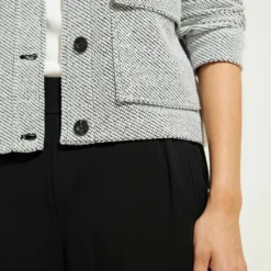 STREET ONE Bouclé Mit Knopfleiste - Lichte Jas - Schwarz 11 STREET ONE Bouclé Mit Knopfleiste - Lichte Jas - Schwarz -Aanbiedingen Mode Toon Winkel 9af979481c0442de8d0790135186b272