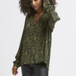 Kaffe Blouse - Black, Gren Leo Print