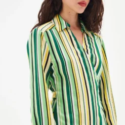 Long Sleeve Patterned- Blouse - Striped Green -Aanbiedingen Mode Toon Winkel a9a545b2216542fc8a70381af979556e scaled