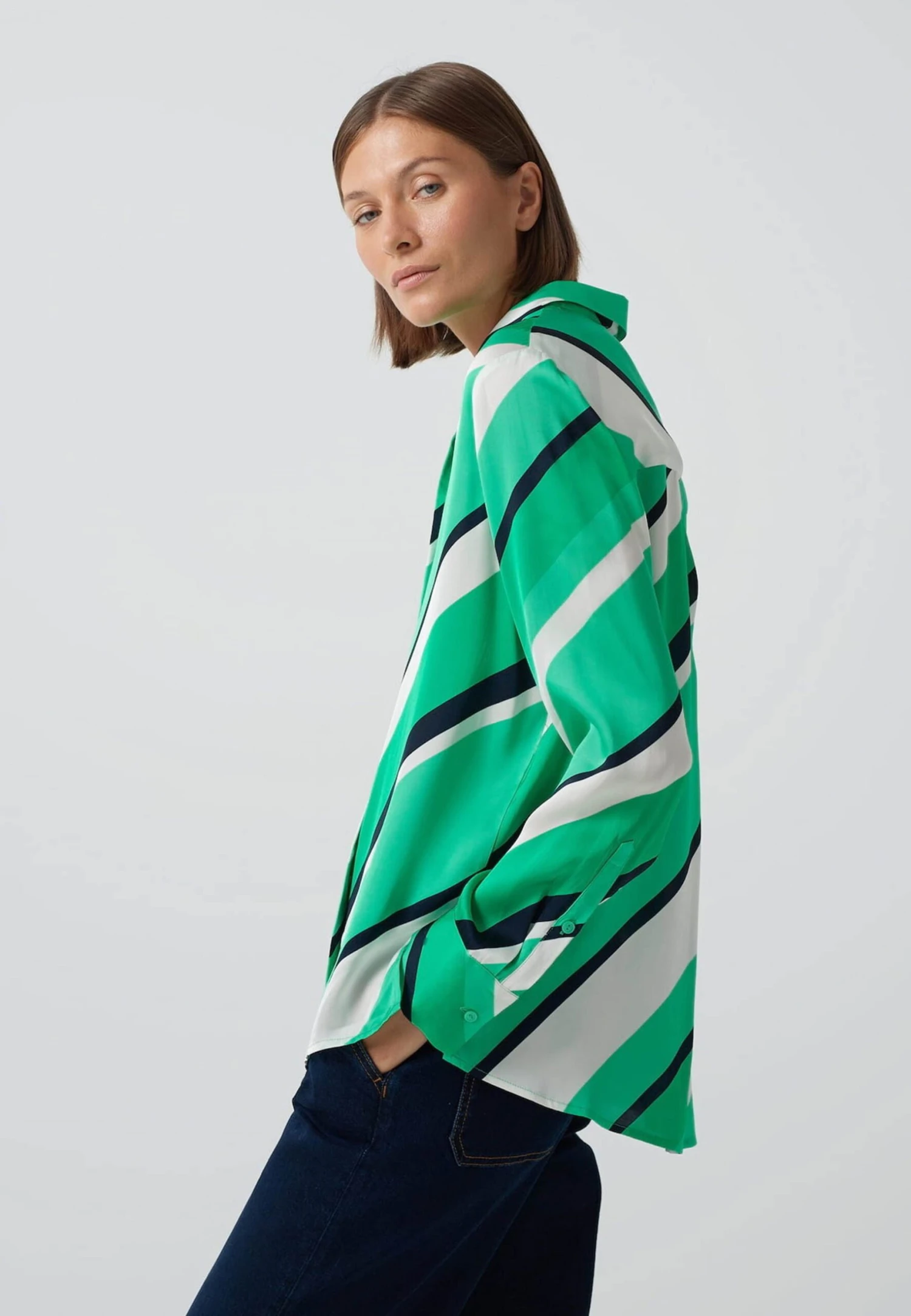 Someday Zulmara Dynamic - Overhemdblouse - Green Apple 6 Someday Zulmara Dynamic - Overhemdblouse - Green Apple - Afbeelding 6