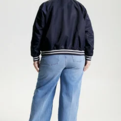 Varsity Logo - Bomberjacks - Desert Sky 7 Varsity Logo - Bomberjacks - Desert Sky -Aanbiedingen Mode Toon Winkel bf8362236178499c83cca993efe16a8f scaled