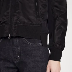 Blauer Bomberjacks - Black 9 Blauer Bomberjacks - Black -Aanbiedingen Mode Toon Winkel c03adfa2523247f98db4b65130775ec5 scaled