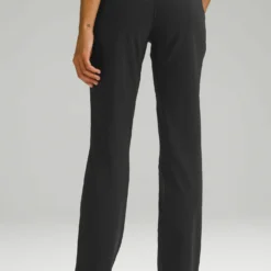 Lululemon Smooth-Fit Pull-On High-Rise - Broek - Black -Aanbiedingen Mode Toon Winkel c81323f86a45465bb982b17725ea1332