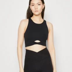 Aerie Twist Keyhole Crop Real Me Xtra - Top - True Black