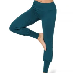 Legging - Emeraldgreen -Aanbiedingen Mode Toon Winkel e338d6fe299046768047de80376ede83 scaled