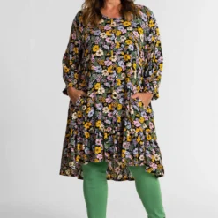 Alina - Blouse - Black With Print